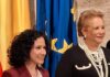La consellera de Servicios Sociales, Familia e Infancia, Elena Albalat con la la subsecretaria general de Estrategia, Política y Cumplimiento en materia de Gestión de la ONU, Catherine Pollard