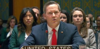 Gaza: Turvallisuusneuvosto tukee Yhdysvaltain rauhansuunnitelmaa Yhdysvaltain suurlähettiläs Mike Waltz puhui turvallisuusneuvoston kokouksessa. Kuva: UN Photo