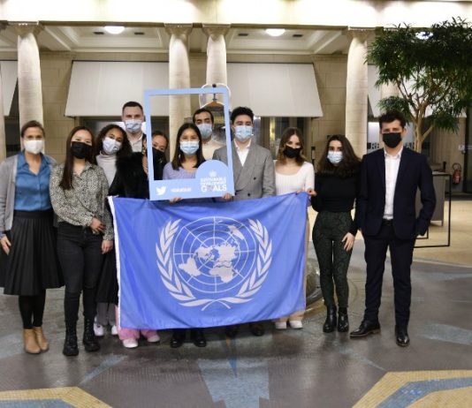 Développement durable en Belgique : trois projets d’étudiants lauréats d’un concours UNRIC Photo des élèves de l'ULB ayant participé au concours d'UNRIC