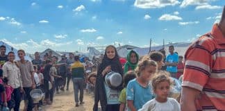 L'aide humanitaire reprend à Gaza suite à l'entrée en vigueur du cessez-le-feu.