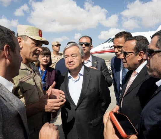 Il Segretario Generale - Osservazioni al Vertice del Cairo per la Pace. UN Photo/Eskinder Debebe