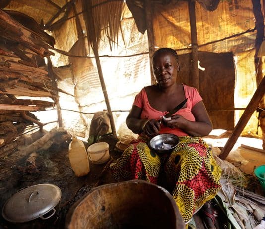 1 donna su 10 nel mondo vive in condizioni di estrema povertà