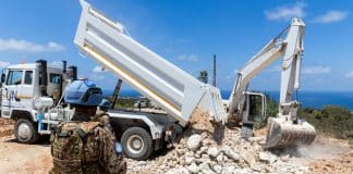 Lavori di riparazione da parte du UNIFIL in Libano
