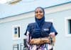 Rasheeda Sulaiman, funzionaria per le politiche dei programmi del WFP, posa per una fotografia a Maiduguri, nello Stato di Borno, in Nigeria, il 18 luglio 2025.
