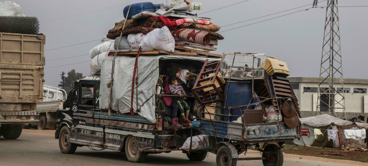 Cerca de 700 mil pessoas abandonaram suas casas em pouco mais de 10 semanas na cidade síria de Idlib e arredores, no noroeste.
