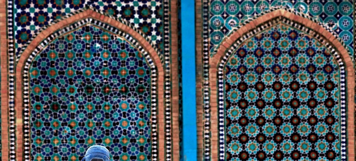 Mesquita de Mazar-e Sharif, no Afeganistão