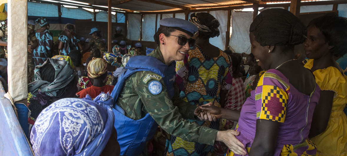 Márcia Braga, que atuou como assessora de proteção e gênero na missão africana, conhece a situação de mulheres, vítimas da violência em conflitos e guerras, de perto