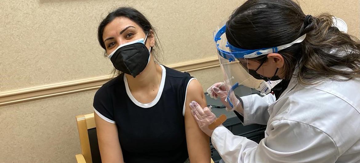 A OMS está pedindo aos países que acelerem as vacinas, especialmente com a circulação da variante Omicron
