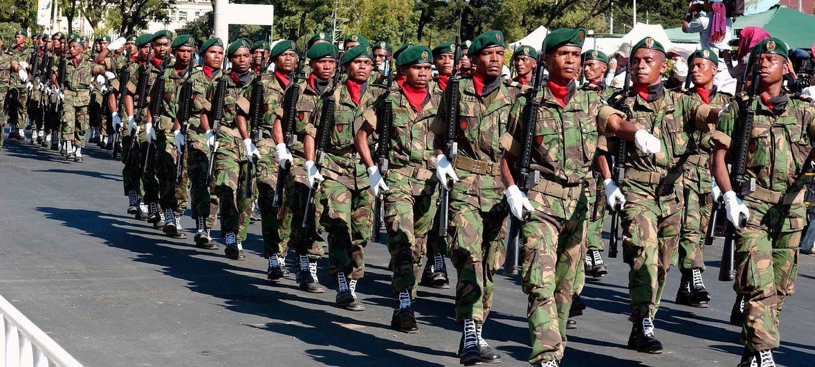 Em 2002, Timor-Leste tornou-se o último território não autónomo a concluir o seu processo de descolonização.
