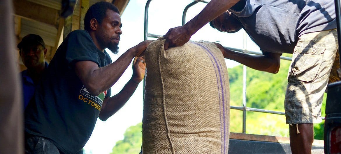 Forte dependência de commodities aumentou globalmente deixando cerca de dois terços dos países em desenvolvimento vulneráveis a choques econômicos