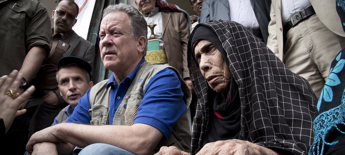 David Beasley,Chefe do Programa Mundial de Alimentos visita Sanaa, no Iémen, onde se regista atualmente a maior crise de fome do mundo. 
